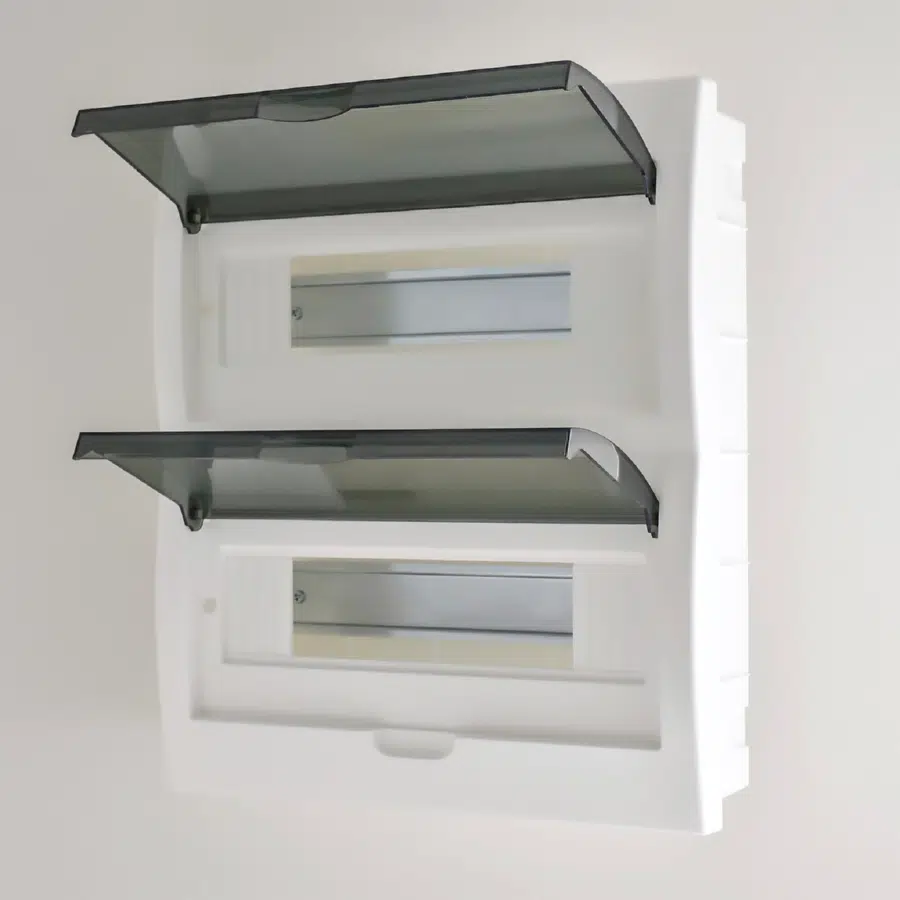 LUXRAY Бокс ЩРВ-П-24 LEZARD 731-1000-024 - Вид №1