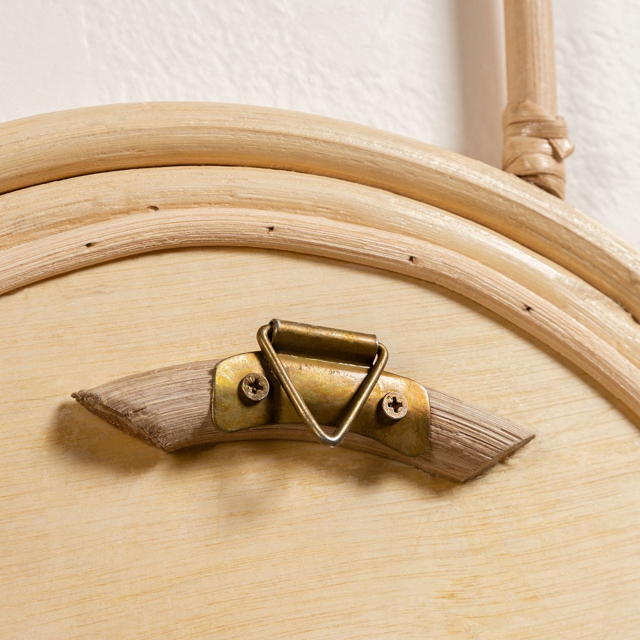 Зеркало настенное в фигурной раме Maeve от La Forma LA FORMA ДИЗАЙНЕРСКИЕ 342903  - Вид №2