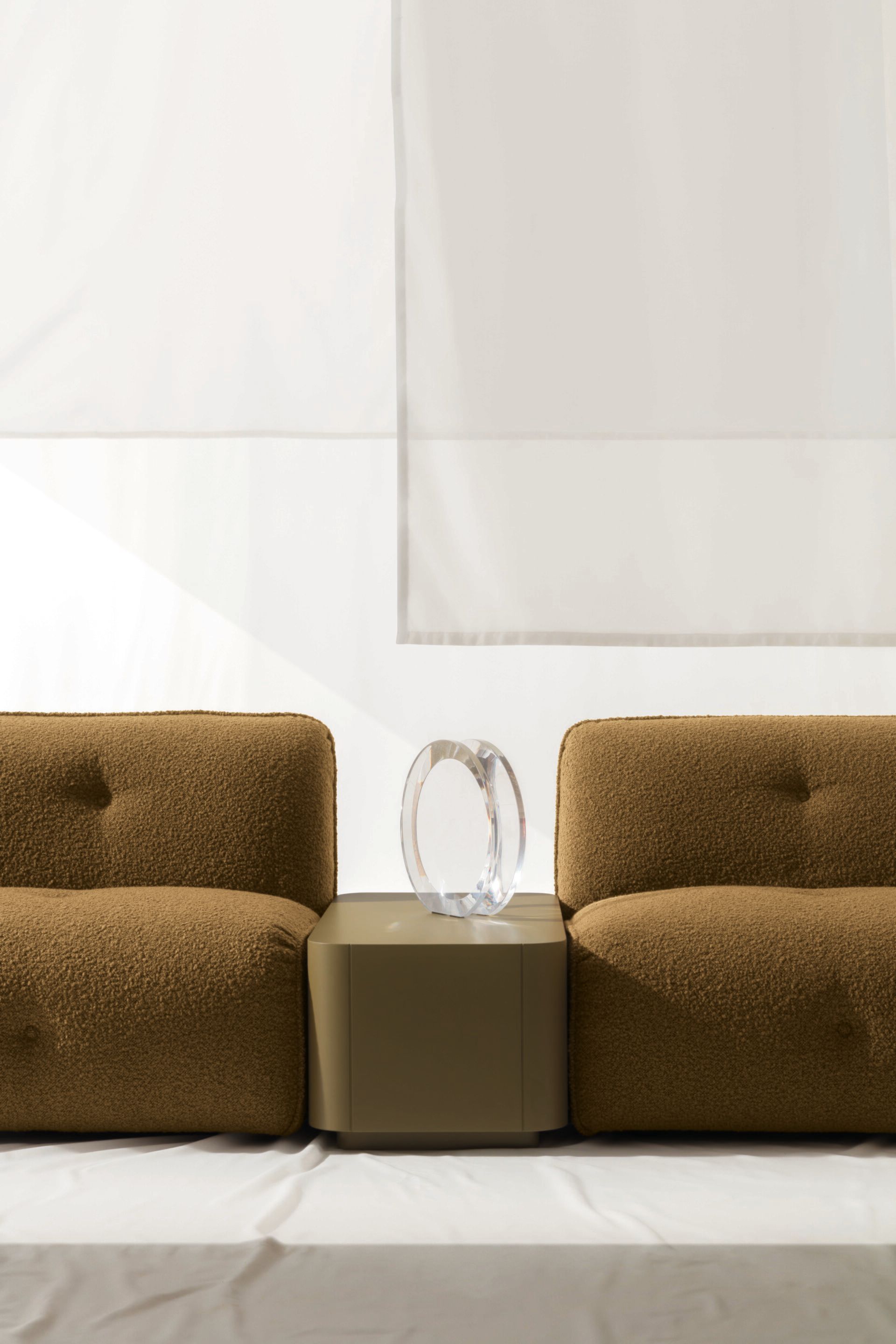 Деревянный низкий квадратный журнальный столик NICOLINE RUBENS ARCH-00132735 - Вид №1