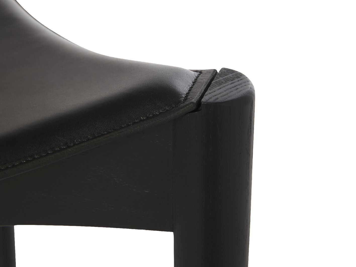 Низкий табурет из ясеня BD Barcelona Гаулино ARCH-00132437 - Вид №10