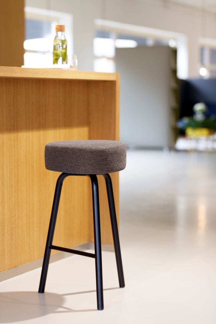 Высокий тканевый стул с подставкой для ног Cascando Pully ARCH-00084132 - Вид №4