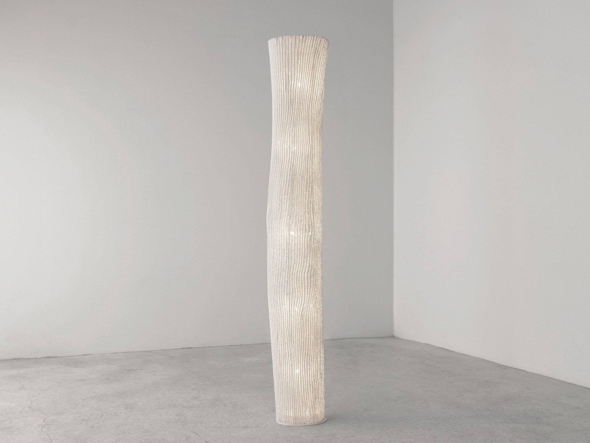 Светодиодная напольная лампа из нержавеющей стали A-Emotional Light Gea ARCH-00082976 - Вид №1