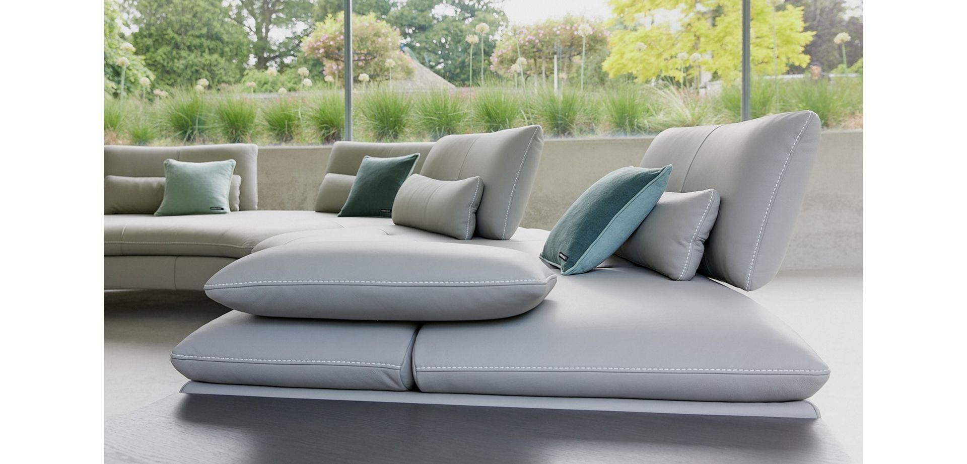 Кожаный диван ROCHE BOBOIS декорации ARCH-00146586 - Вид №3