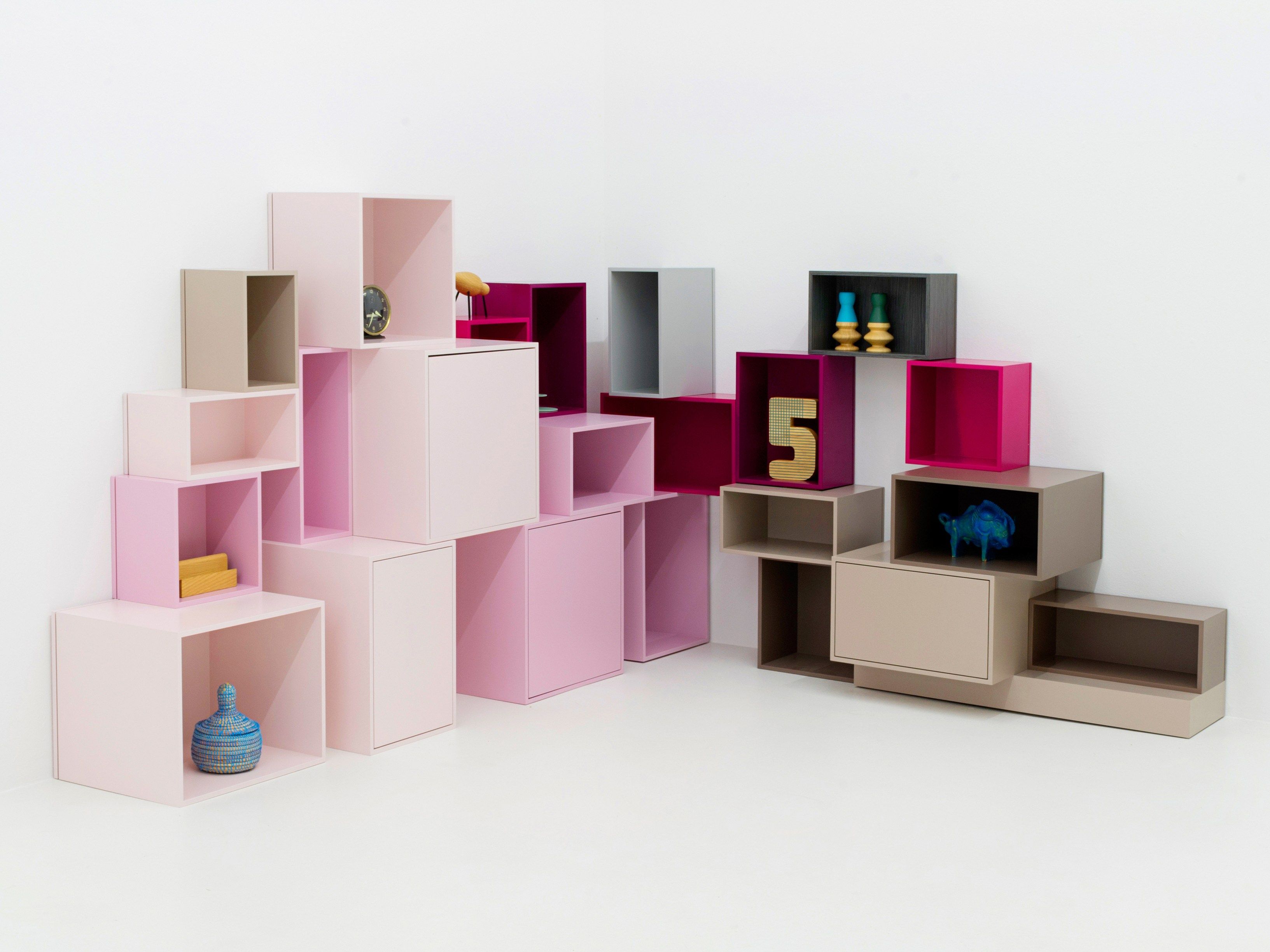 Угловой настенный книжный шкаф Cubit by Mymito ARCH-00081645 - Вид №3