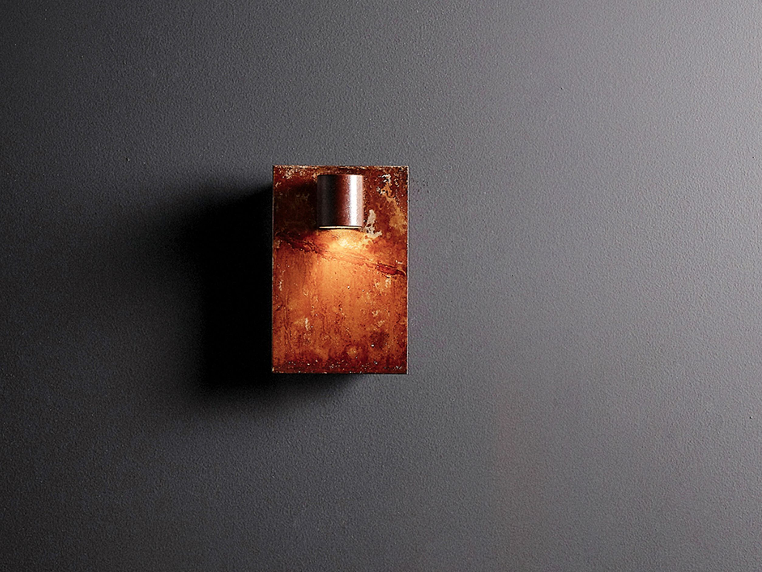 Железный светодиодный настенный светильник Renzo Serafini LUCE SU FERRO ARCH-00070943