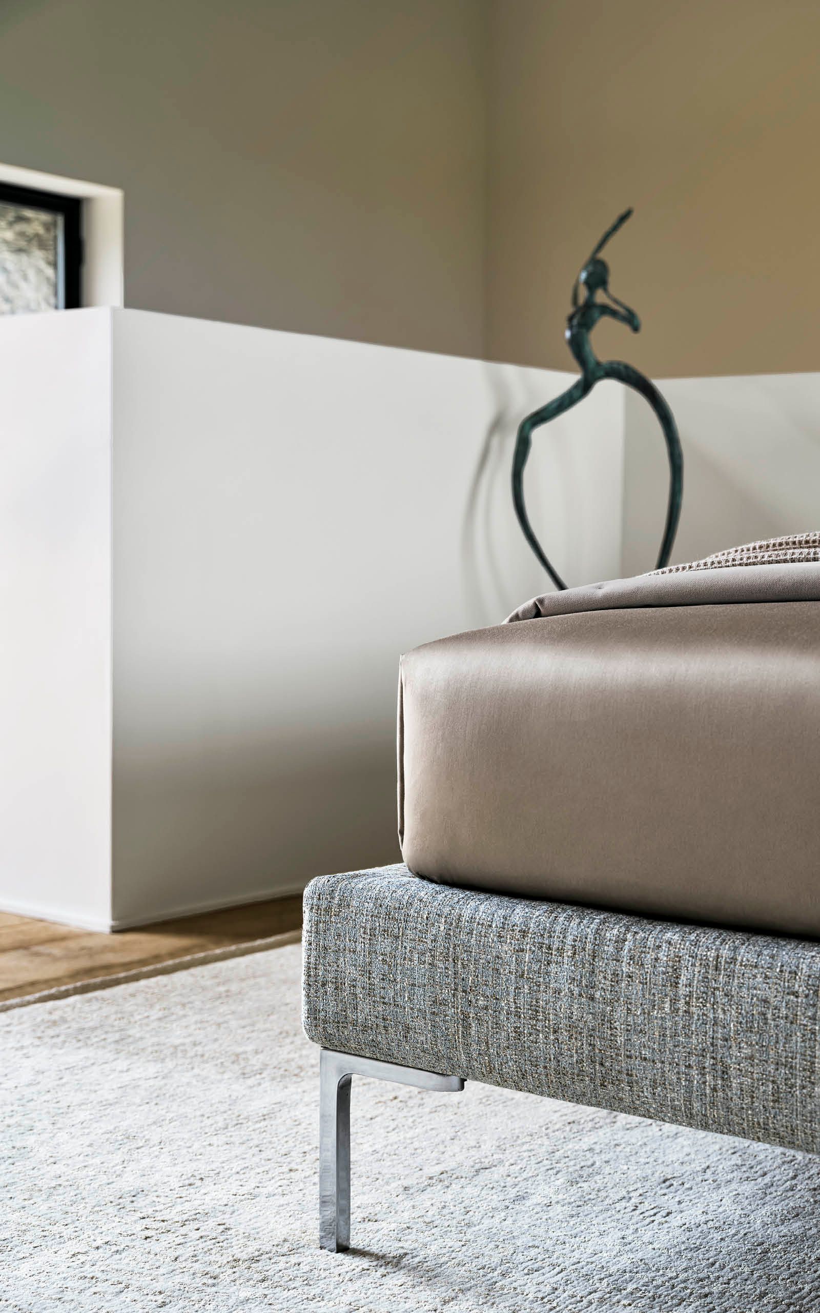 Двуспальная кровать с мягким изголовьем Twils ARCH-00091103 - Вид №8