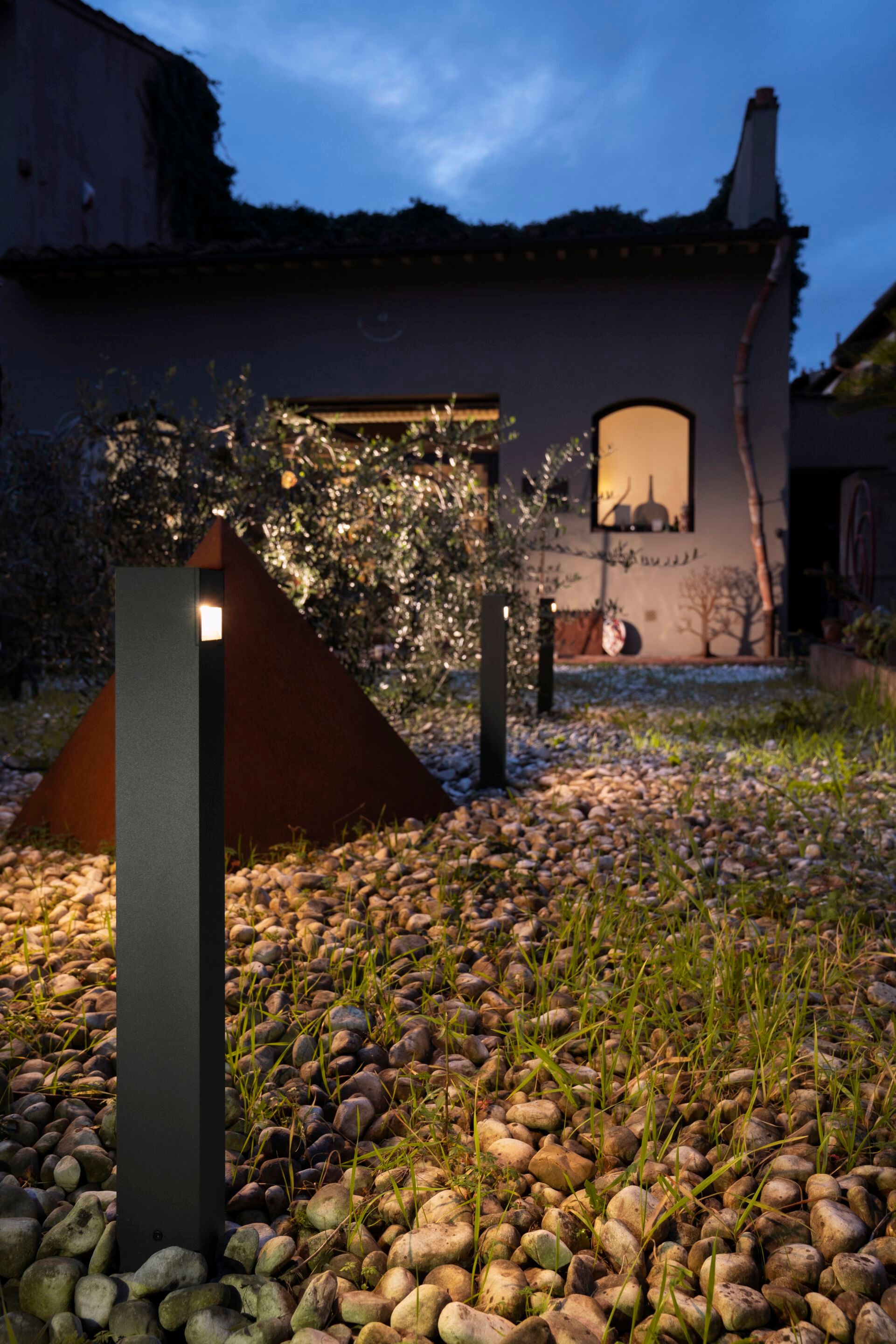 Алюминиевый светодиодный световой столб TARGETTI Zedge ARCH-00086892