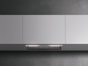 Вытяжка из нержавеющей стали