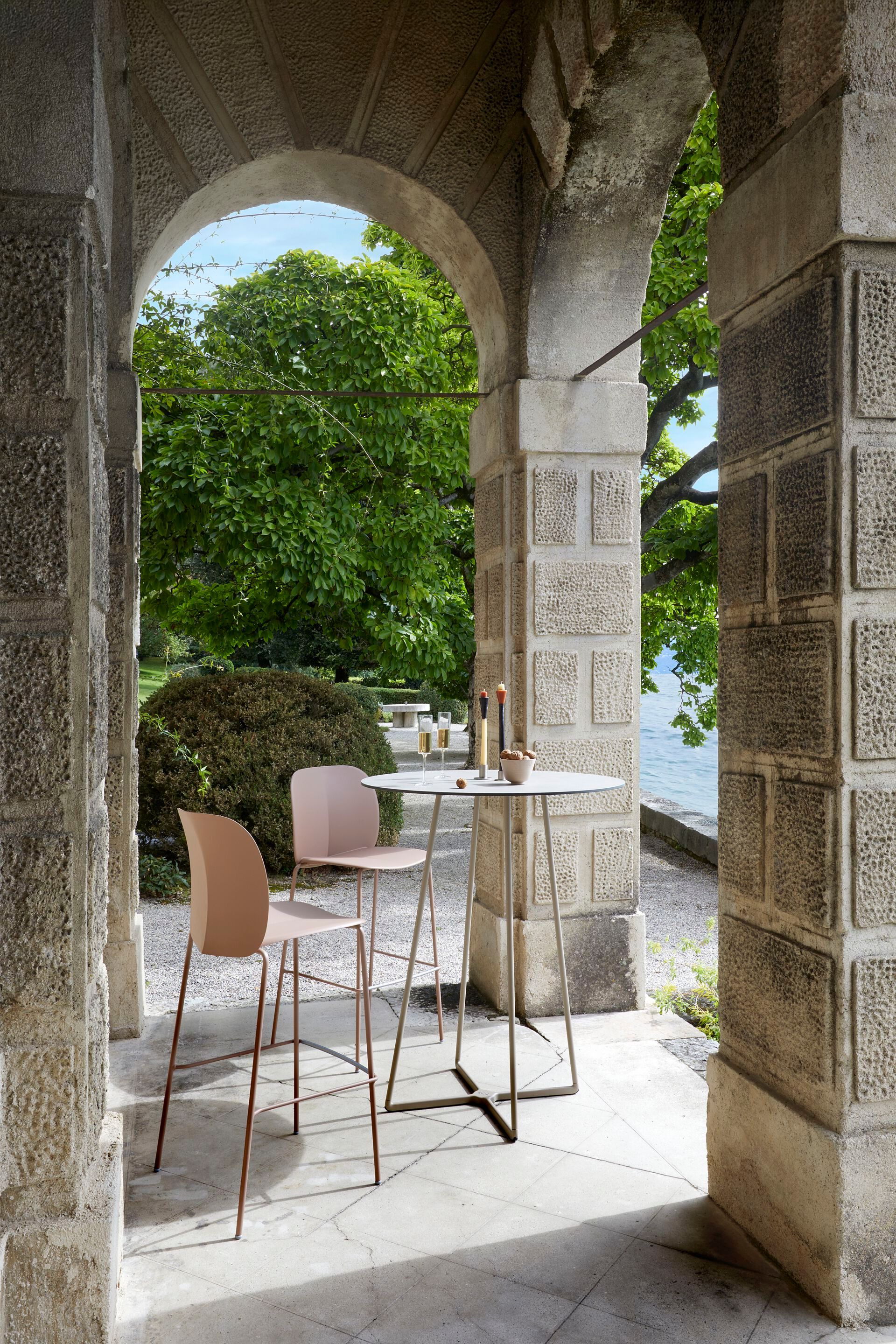 Алюминиевый и стальной контрактный стол с 4-спицевым основанием S-CAB Atomo ARCH-00086411 - Вид №9