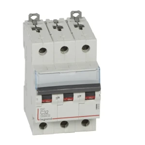 Автоматический выключатель Legrand DX3 3P С32A 10 кА 82153287 STLM-2091858