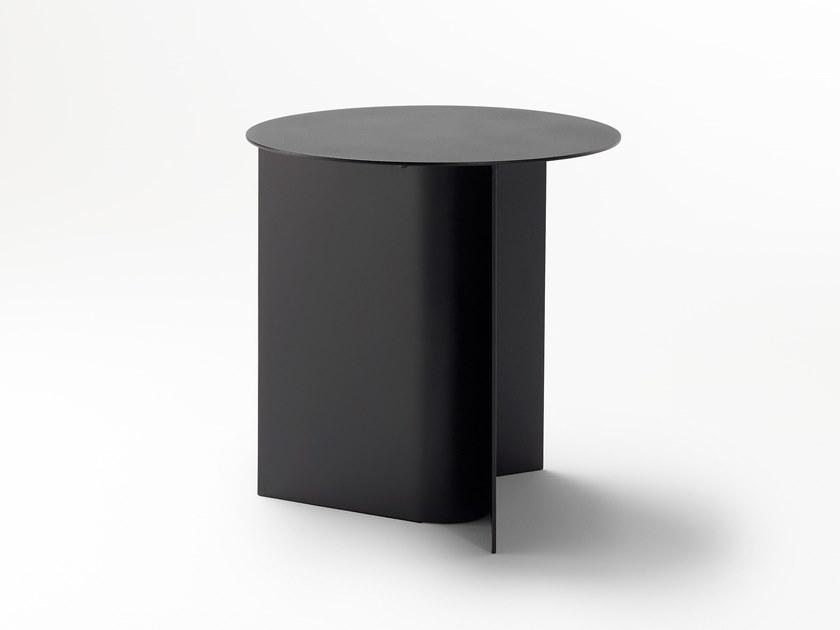 Ross Gardam Круглый журнальный столик из алюминия с порошковым покрытием Breeze Bs01 - Вид №1