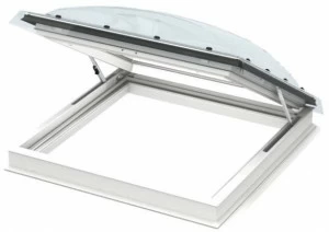 Velux Плоское мансардное окно для доступа на крышу