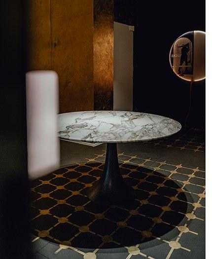 Agapecasa Круглый мраморный стол и бронзовая основа sun-id-1459830 - Вид №1