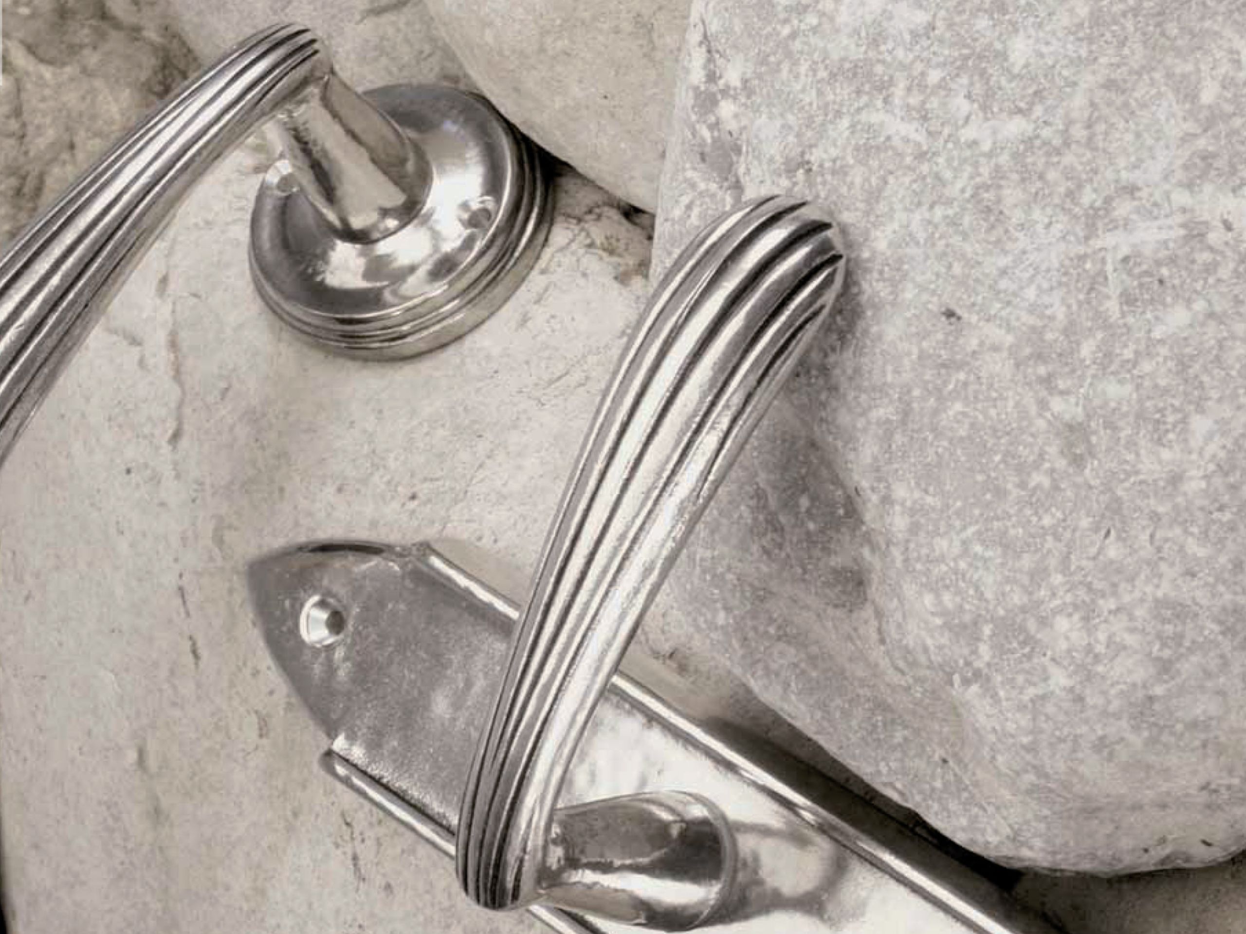 Бронзовая ручка на розетке GIARA ART DESIGN-BRONZE раковина ARCH-00081621 - Вид №7