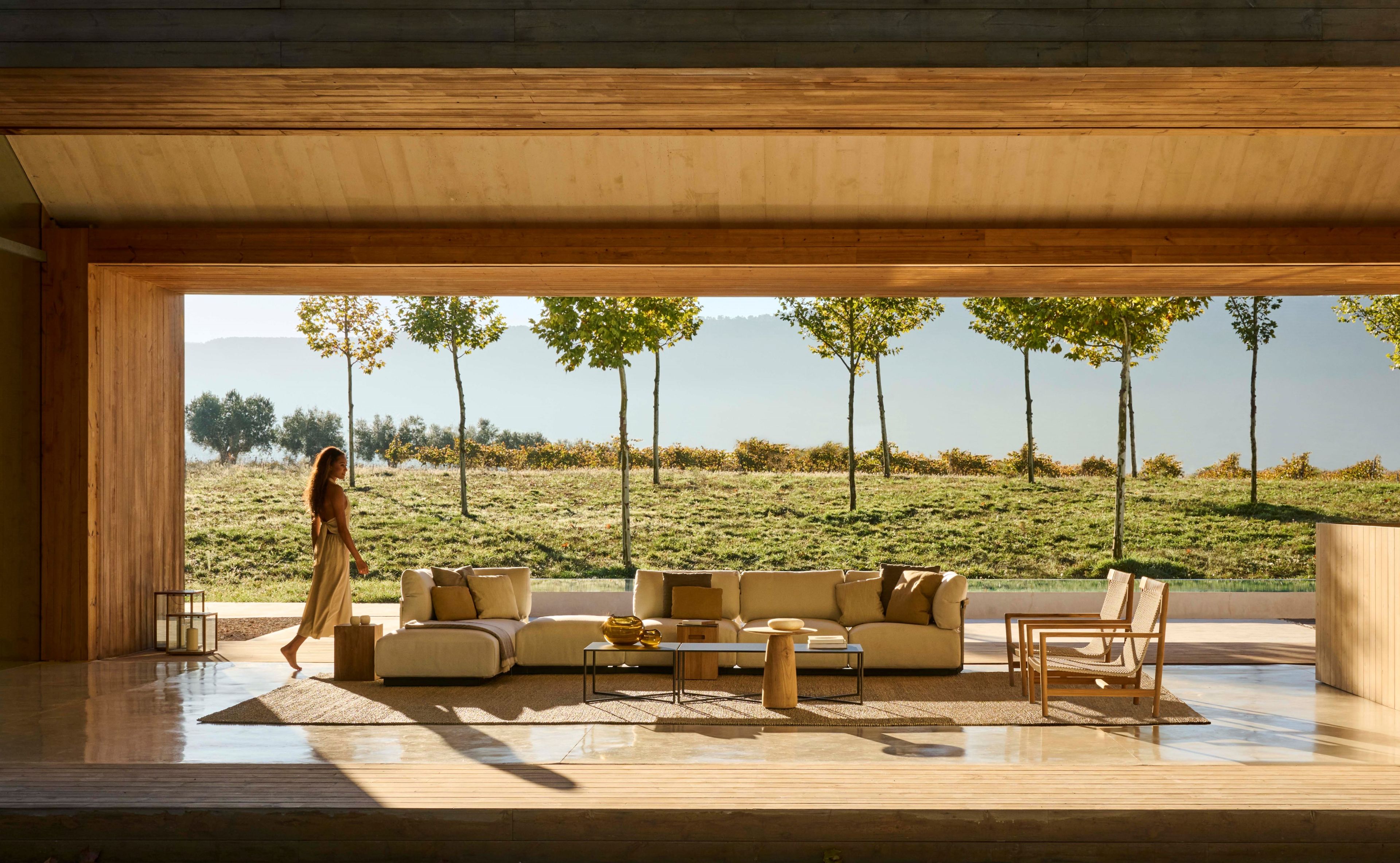 Садовое кресло из тикового дерева с подлокотниками TRIBÙ Amanu ARCH-00150978 - Вид №7