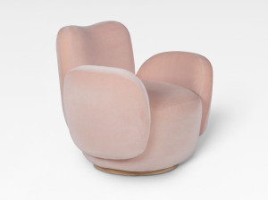 Кресло из мохера с подлокотниками