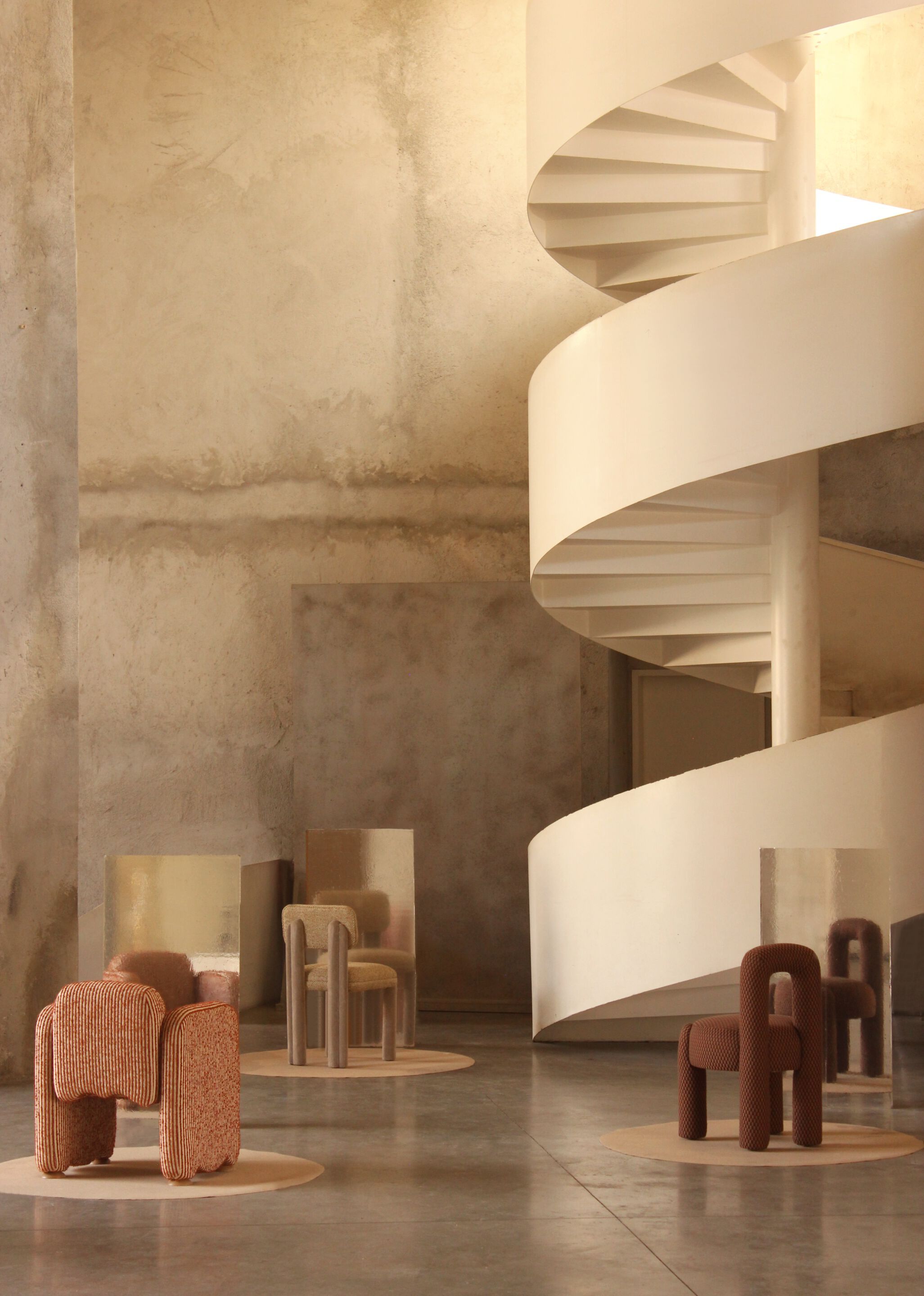 Мягкий тканевый стул с подлокотниками DOOQ Cindy ARCH-00131388 - Вид №6