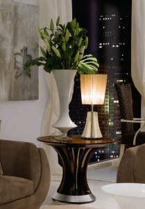 Столик  REDECO 1111