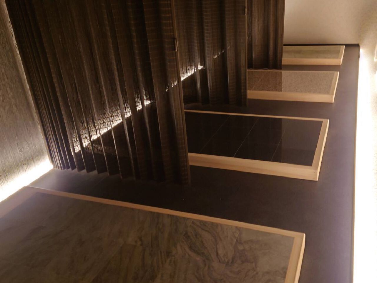 Каменная кровать с подогревом HEALING Hot Stone Spa ARCH-00057612 - Вид №1