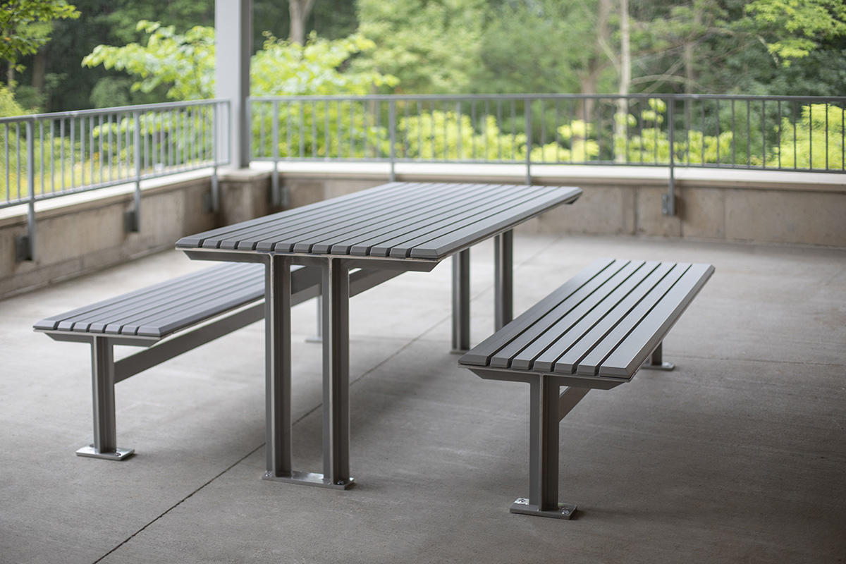 FSRT156 Ансамбль рыцарского стола  Forms-surfaces  - Вид №1