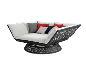 Садовая кровать из смолы