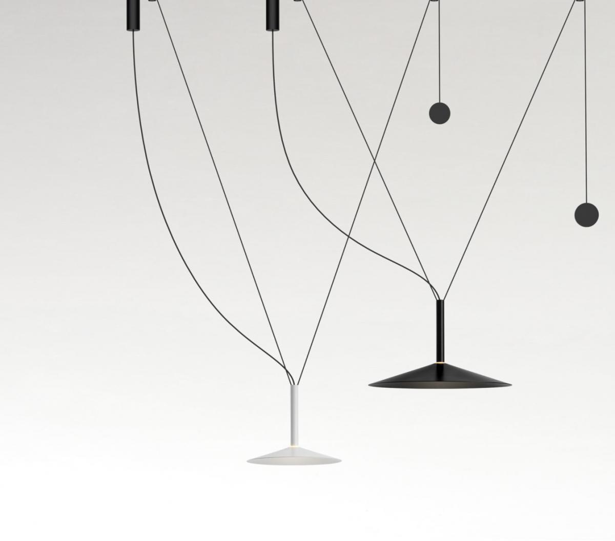 073702 Люстра Contrapeso 32 с противовесом перламутрово-белая Marset Milana 