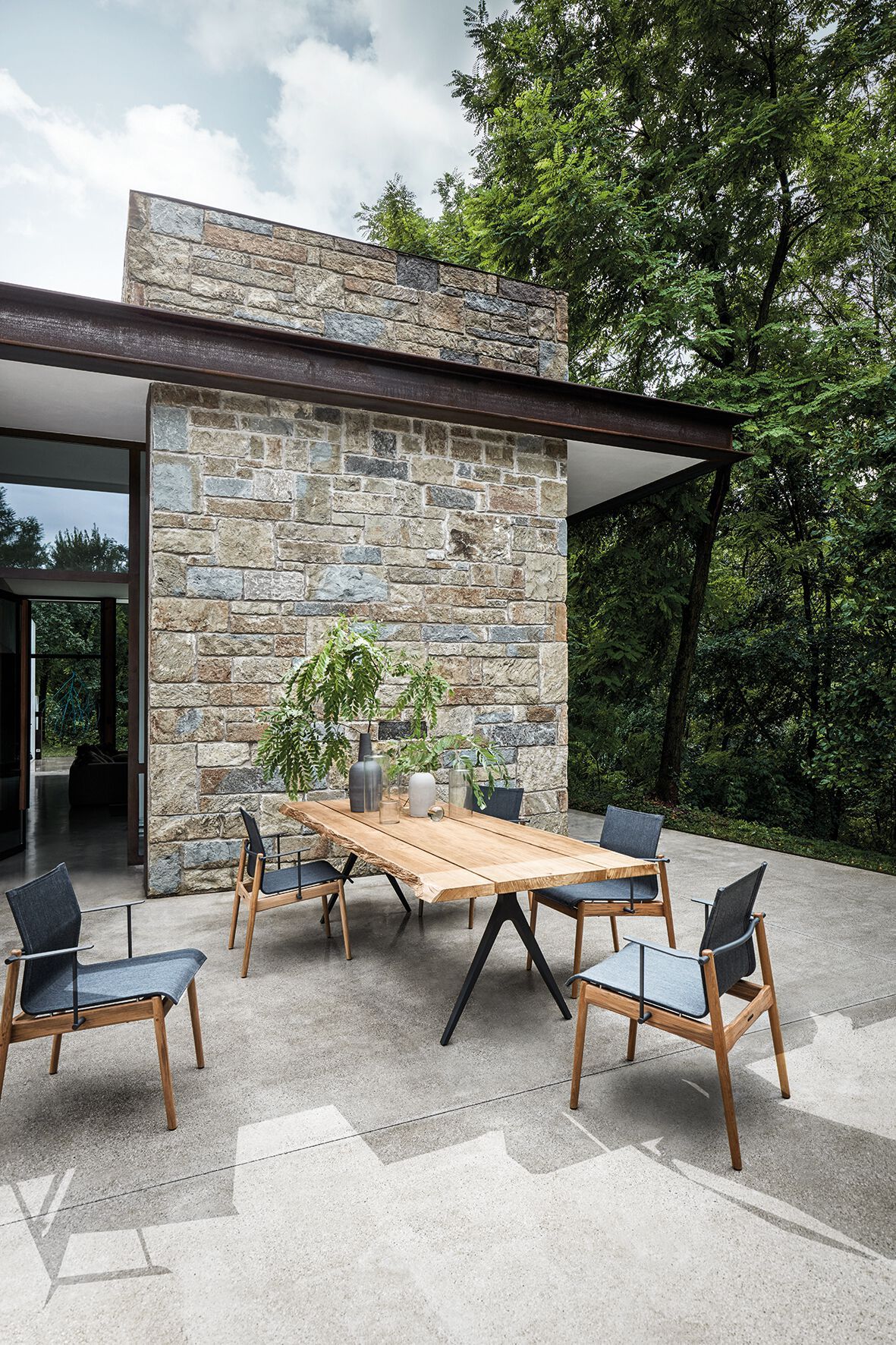 Тканевый штабелируемый садовый стул с подлокотниками Gloster Sway ARCH-00021310 - Вид №7