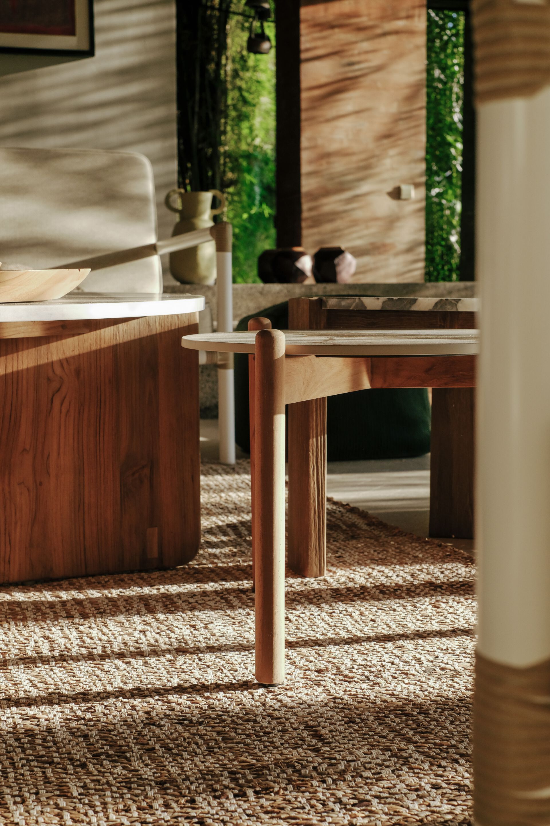 Круглый стол из тикового дерева с керамогранитом cbdesign Stylo ARCH-00008265 - Вид №2