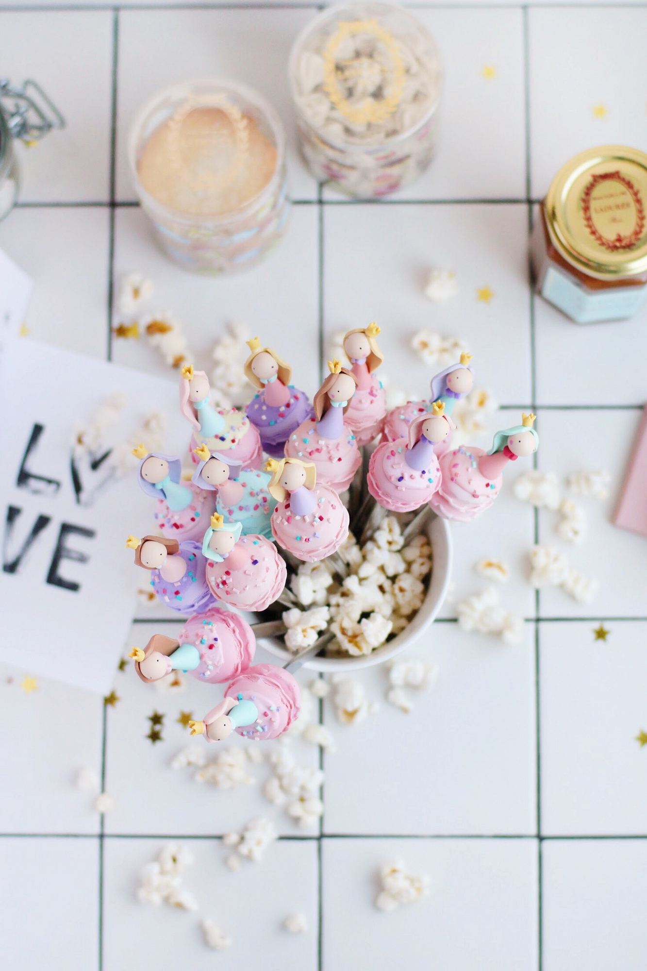 Чайная ложка "Голубой macaroon и принцессой-блондинкой в лавандовом платье" JULS SMALL BAKERY  350370 Голубой Santreyd  - Вид №2