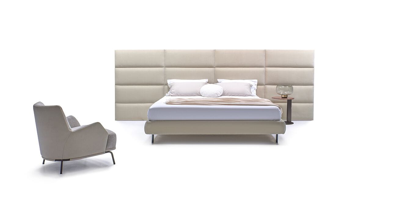 Двуспальная кровать из ткани с высоким изголовьем NICOLINE DALIA ARCH-00115361 - Вид №1