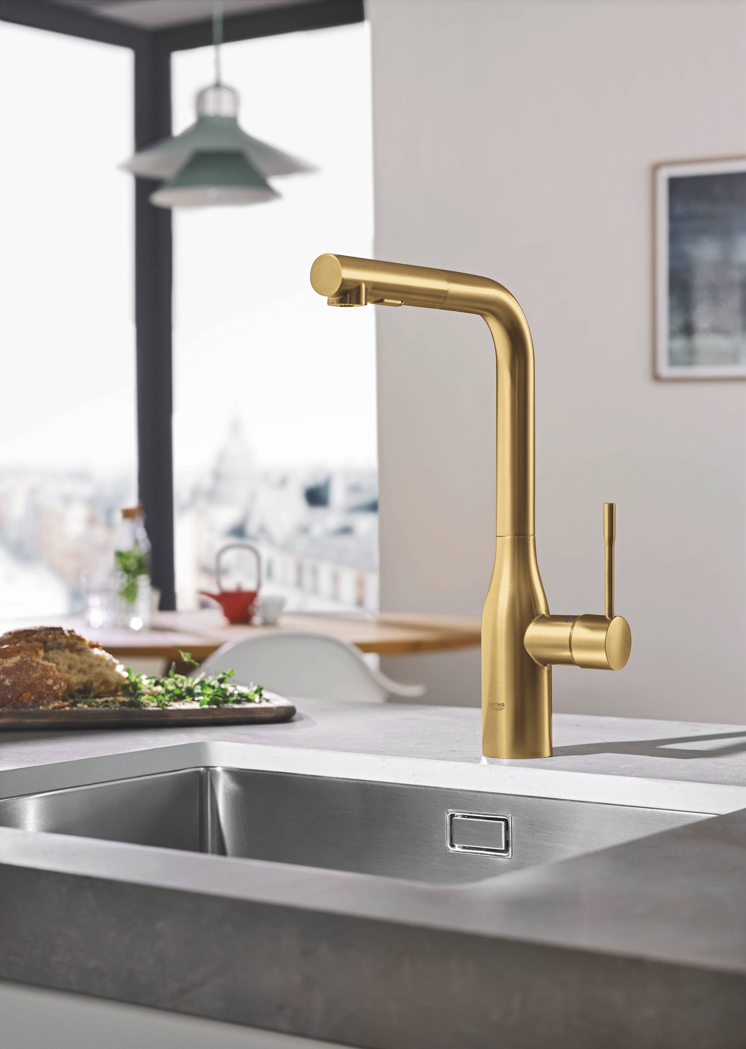 Смеситель для кухни GROHE Essence New, L-излив, холодный рассвет матовый (30270GN0) - Вид №1
