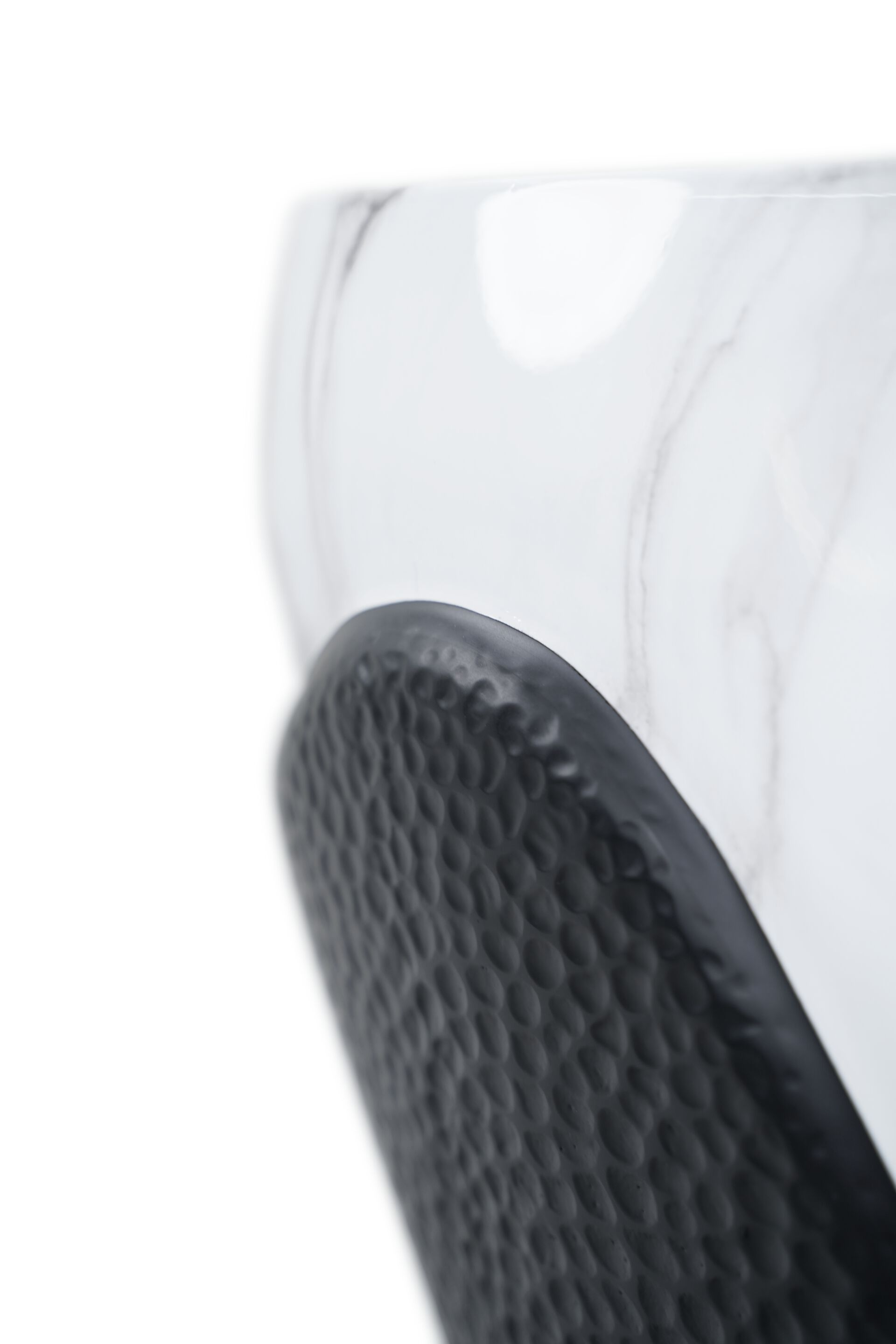 Круглый журнальный столик из стекловолокна KARPA DUETTE K2009 ARCH-00003182 - Вид №1