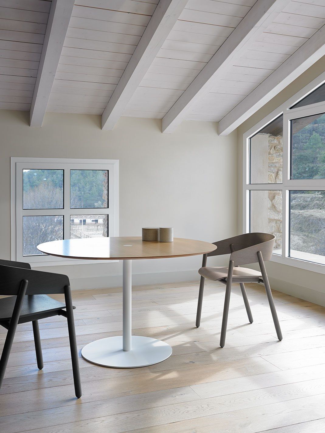 Круглый стол из стали и дерева Punt ядро ARCH-00138176 - Вид №2