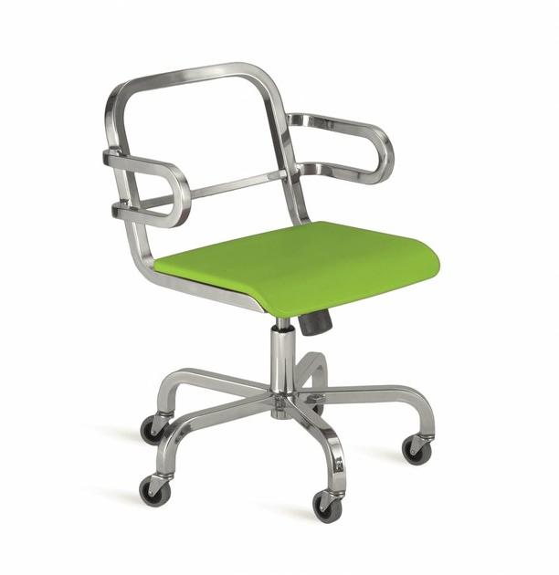 Emeco Вращающееся кресло из алюминия с подлокотниками на колесиках Nine-o™ sun-id-1483644 - Вид №7