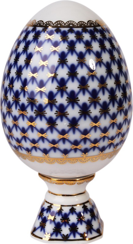 99957 Императорский фарфоровый завод Яйцо пасхальное на подставке ИФЗ Кобальтовая сетка, Молодежная, 13,2см, фарфор Твёрдый фарфор 