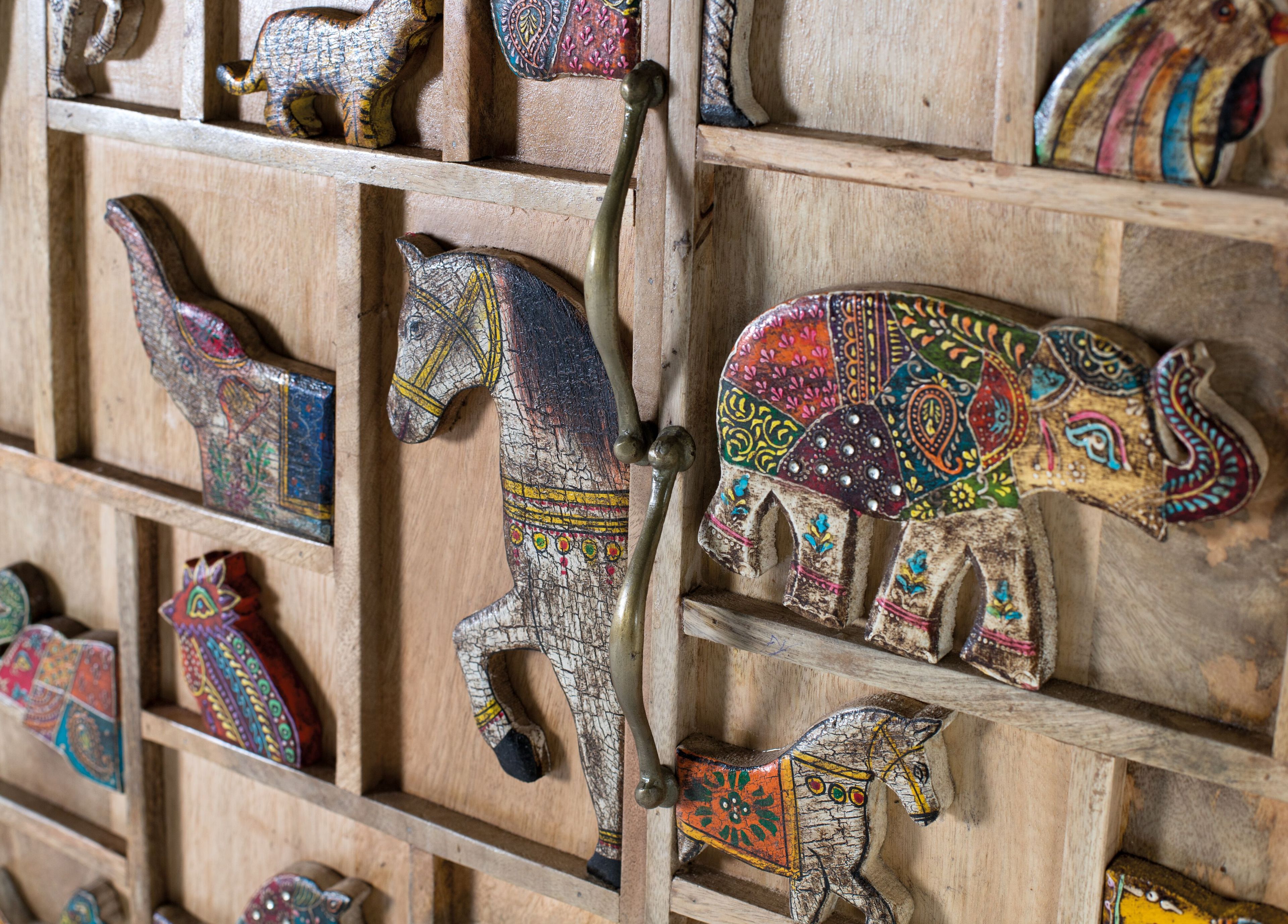 Шкаф из манго Giner y Colomer 1727 ARCH-00118140 - Вид №3