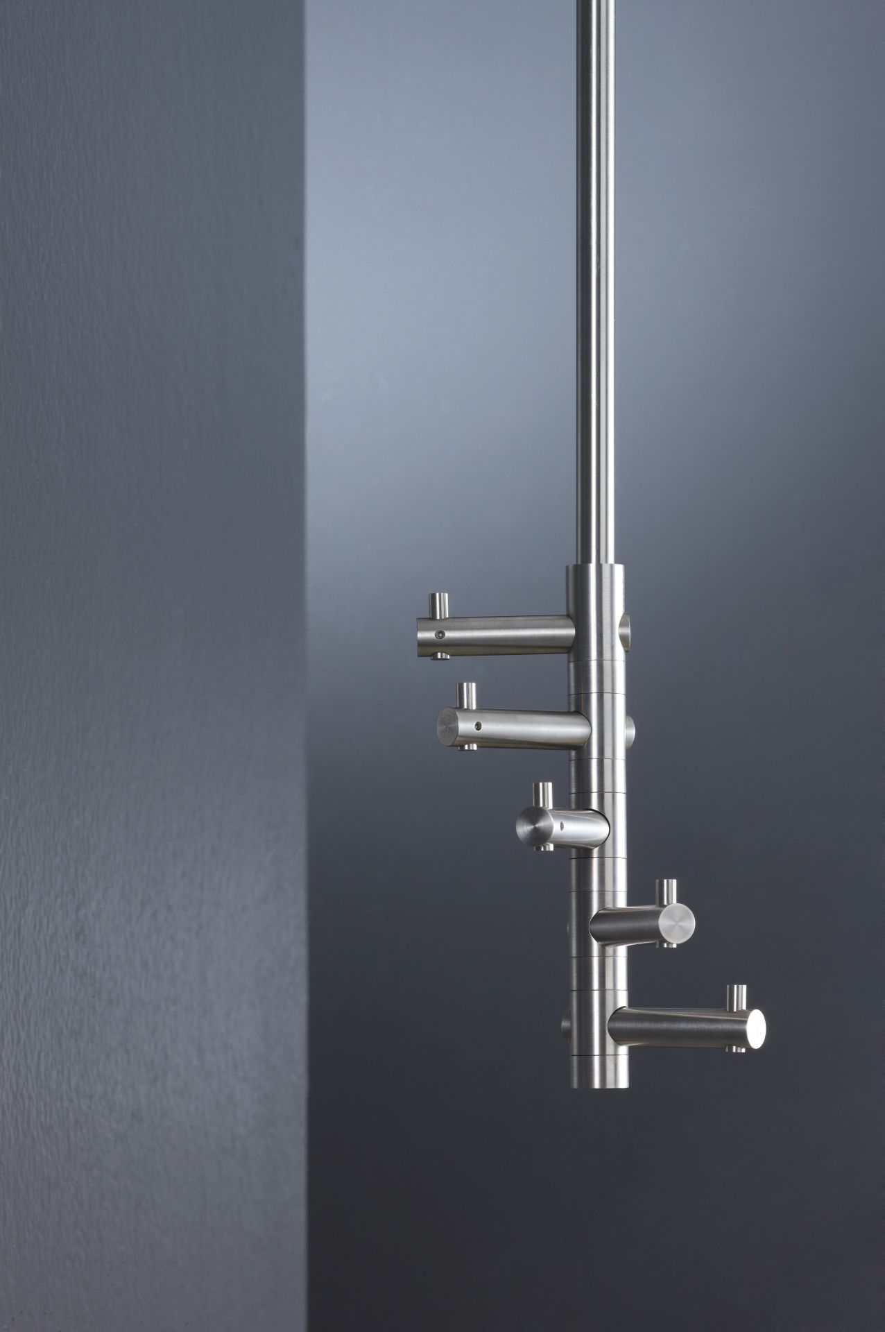 T5 Шкаф на потолке, 5 вращающихся крючков для одежды. PHOS  - Вид №1