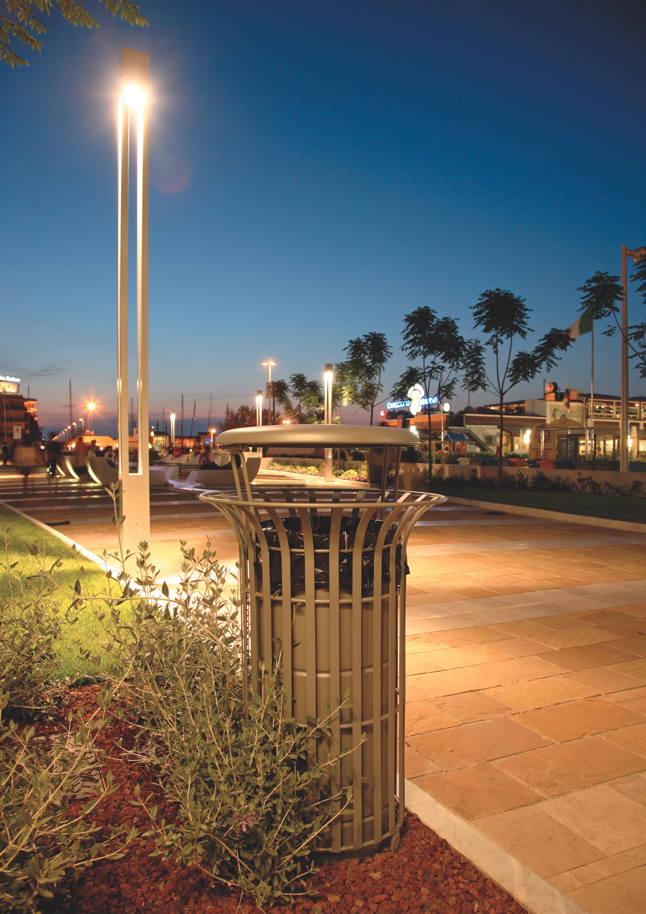 Оцинкованная стальная корзина для мусора с пепельницей City Design COROLLA ARCH-00133010 - Вид №1