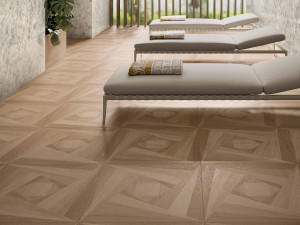 Пол из керамогранита под дерево