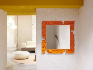 SLIDE Квадратное настенное зеркало из полиэтилена