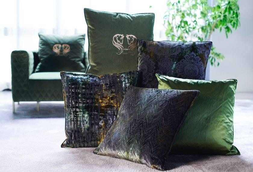 Former In Italia Квадратная подушка из бархата sun-id-1511850 - Вид №5