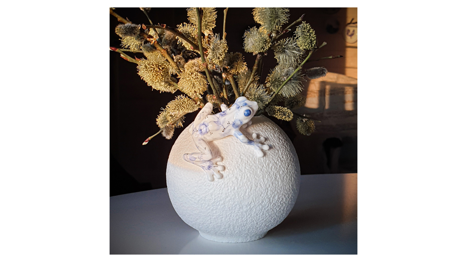 10666540 RUPOR manufactory Ваза Rupor Лягушка 14см, голубой, фарфор Фарфор  - Вид №4