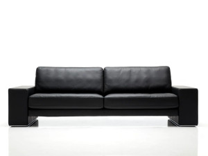 Кожаный диван