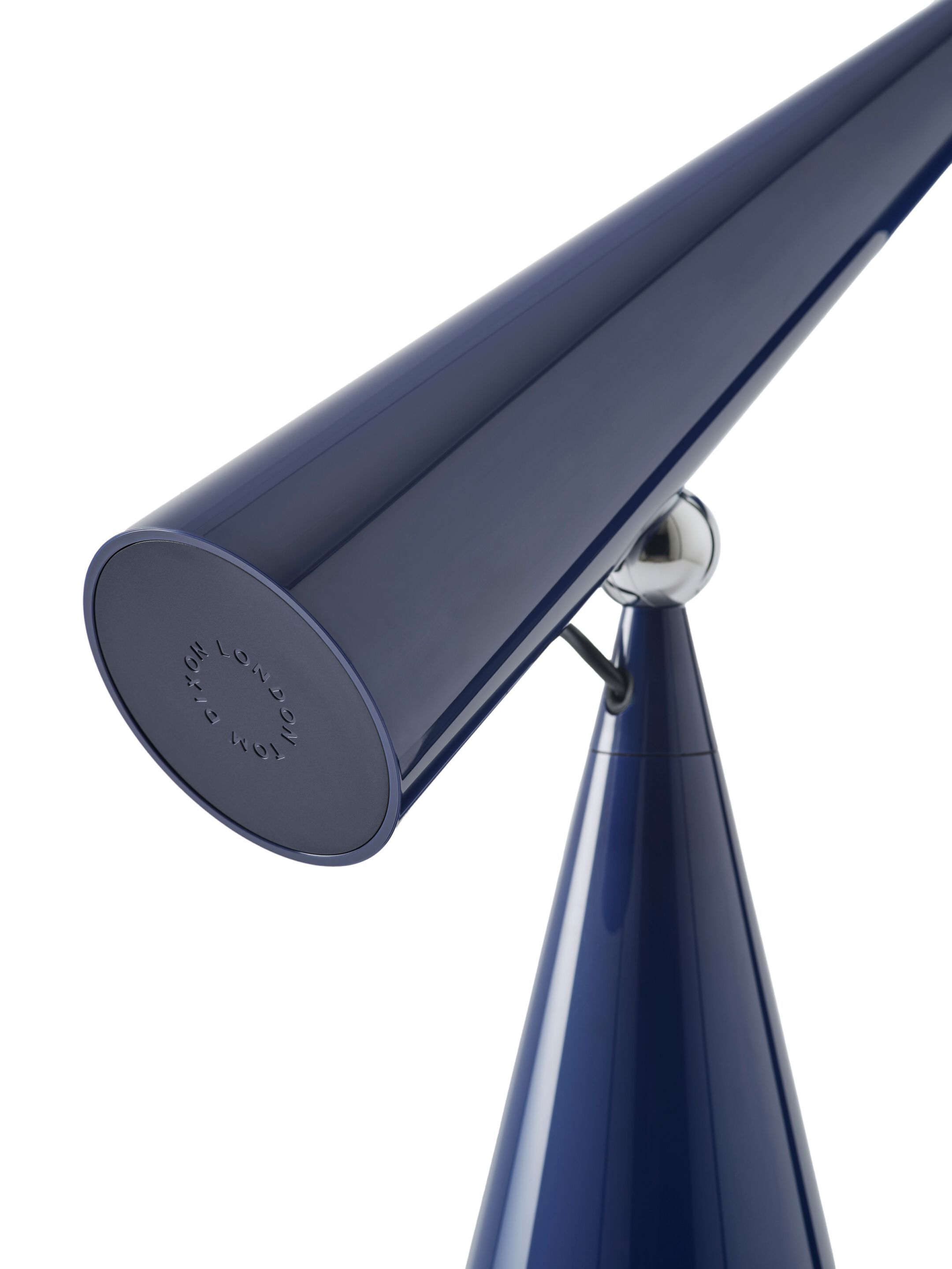 Светодиодная настольная лампа с батарейным питанием Tom Dixon POSE TASK LED ARCH-00076902 - Вид №26