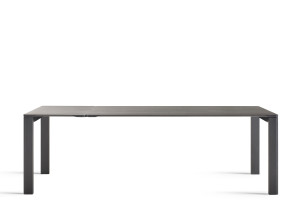 Деревянный прямоугольный стол