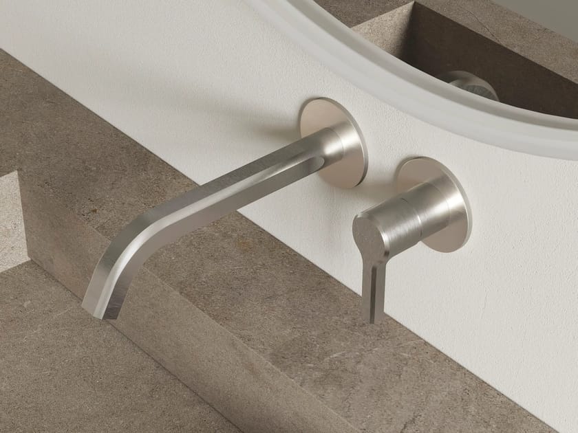 Латунный настенный смеситель для раковины с 2 отверстиями Rubinetterie Treemme Aurelia ARCH-00000075