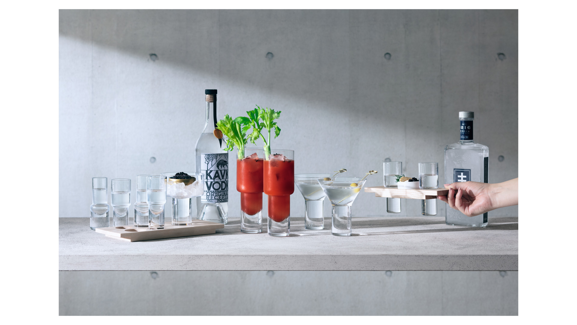 10656290 LSA International Набор сервировочный LSA International, "Vodka", 4 стопки, менажница Стекло  - Вид №3