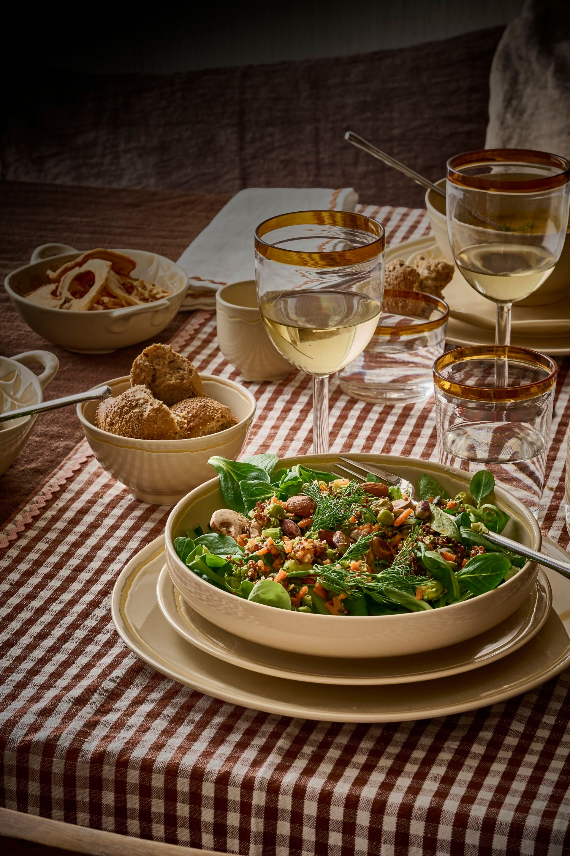 Фарфоровая сервировочная тарелка POMAX Romance ARCH-00113130 - Вид №1