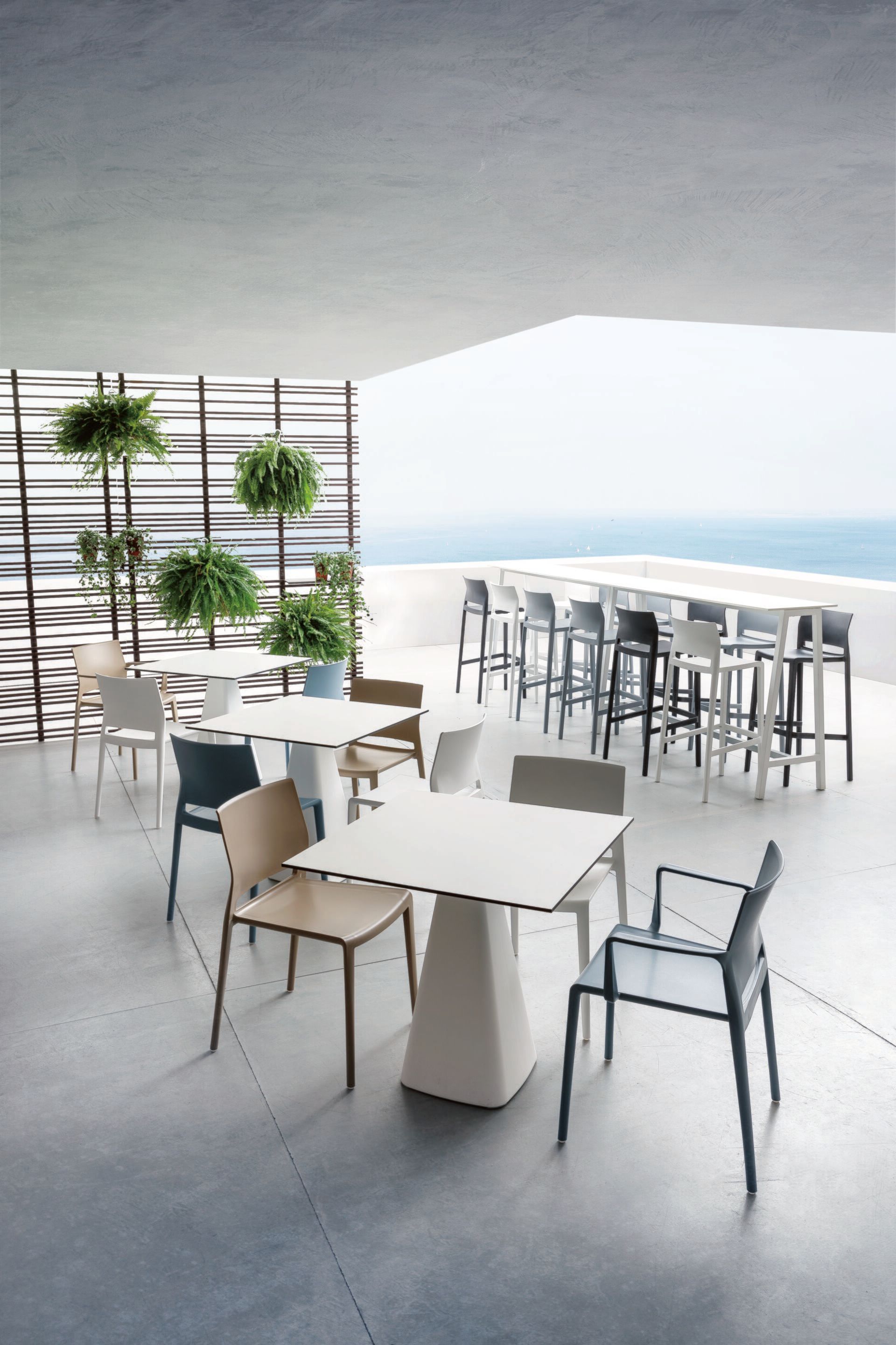 Штабелируемый стул из инженерного пластика GABER Bakhita ARCH-00015696 - Вид №1