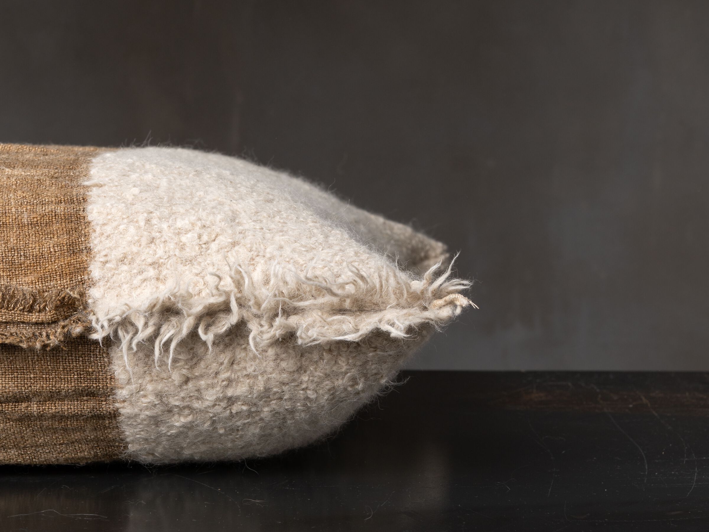 Квадратная подушка из альпаки и шелка The House of Lyria CIMIDE ARCH-00127219 - Вид №1